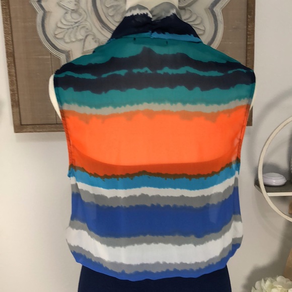 NWOT! Soprano gorgeous night out navy blue flowy/fitted mini dress. Sz XS. - Picture 5 of 8